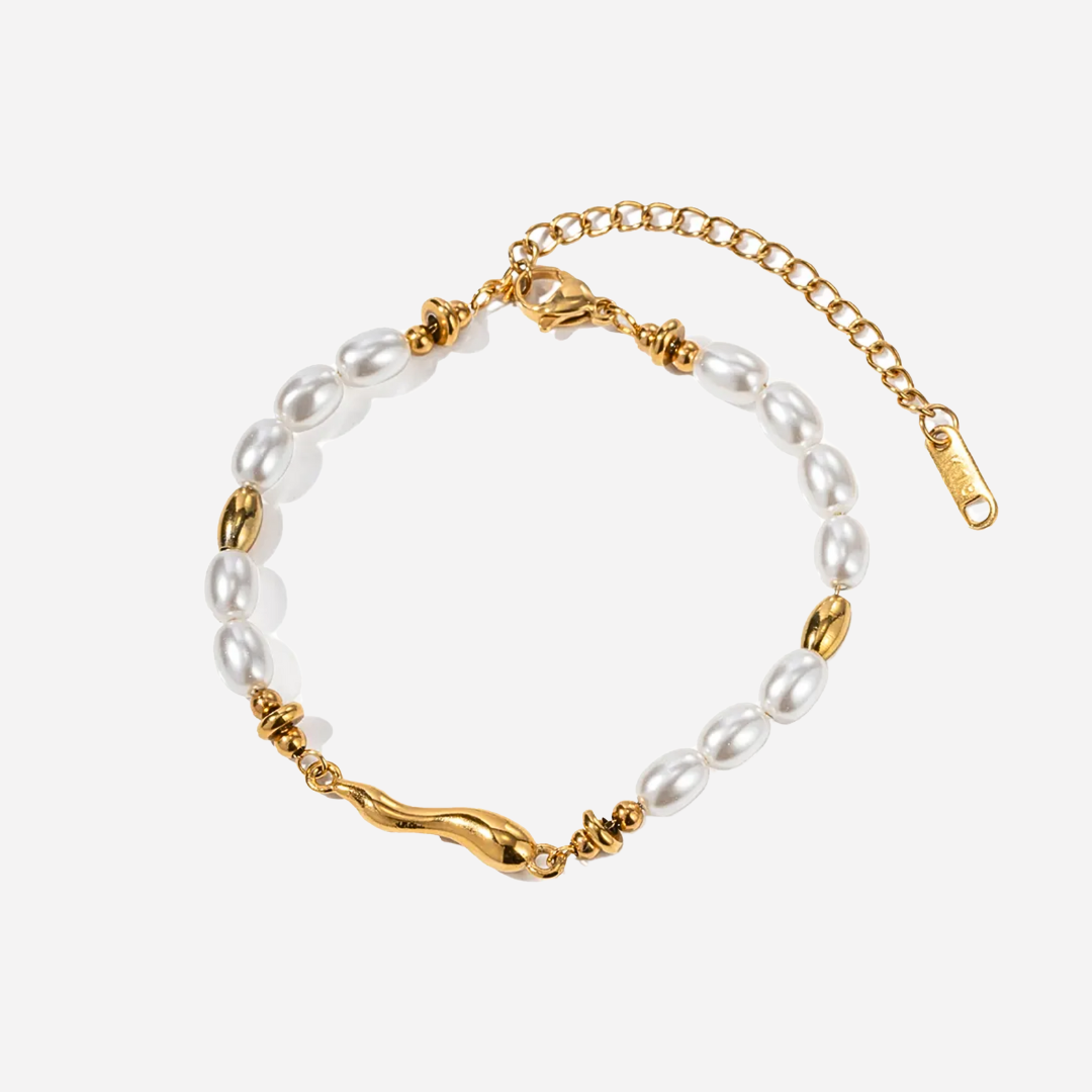 Celina Pearl Bracelet - QUELLECLASSE