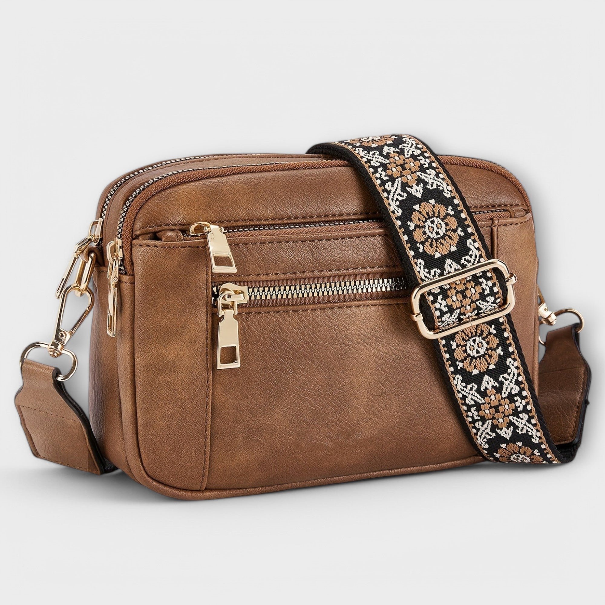 Maria | Vegan Leather Crossbody Bag - QUELLECLASSE