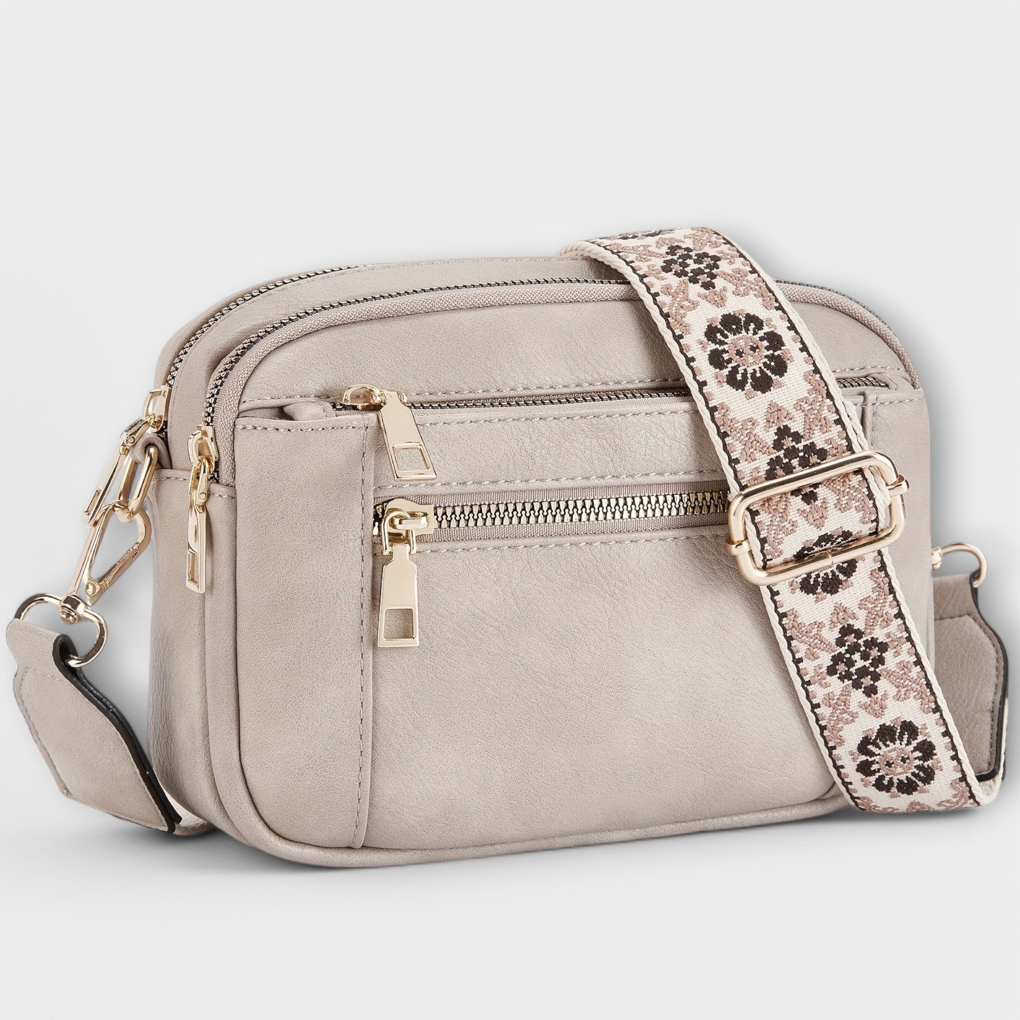 Maria | Vegan Leather Crossbody Bag - QUELLECLASSE