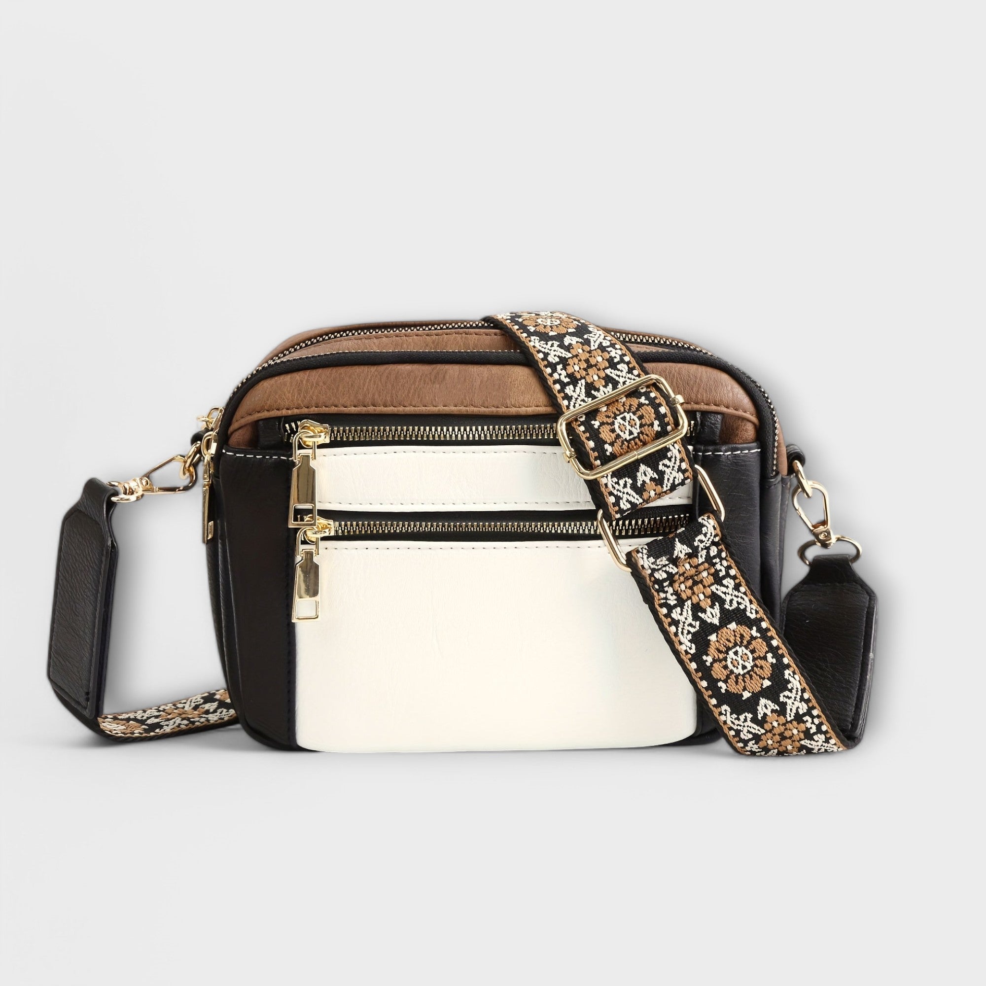 Maria | Vegan Leather Crossbody Bag - QUELLECLASSE