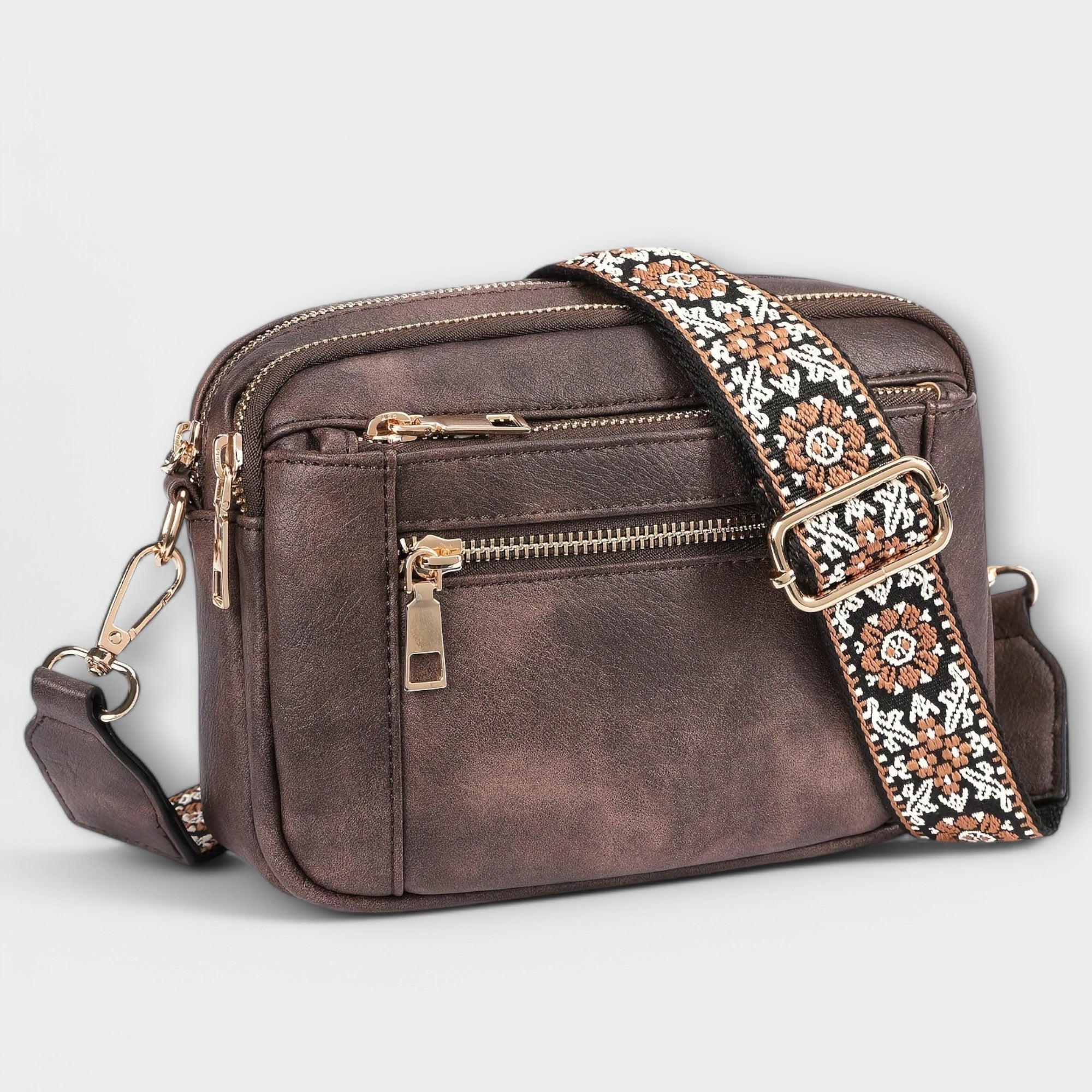 Maria | Vegan Leather Crossbody Bag - QUELLECLASSE