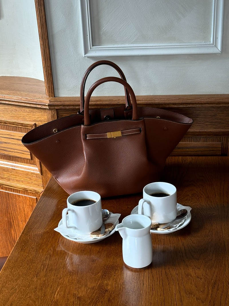 Melanie | Leather Bag - QUELLECLASSE